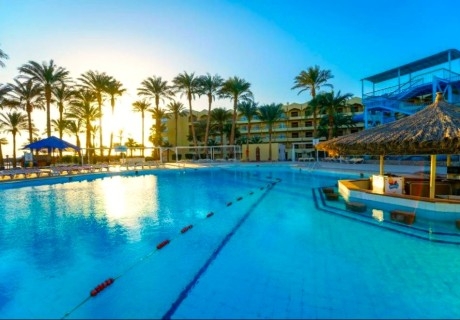 All Inclusive + аквапарк на първа линия в Хургада, Египет! Чартърен полет от София + 7 нощувки на човек в ZYA REGINA RESORT & AQUA PARK 4*