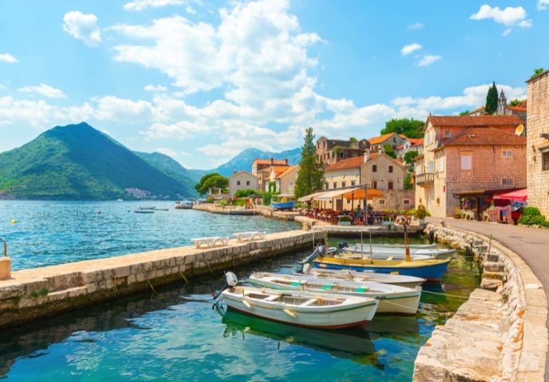 Будва, Котор, Дубровник 2026! Автобусен транспорт от София + 3 нощувки на човек със закуски и вечери