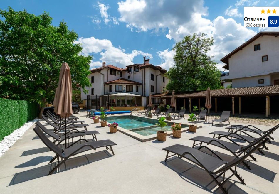 Релакс в Банско! 2 нощувки на човек на база All Inclusive + 1 частичен масаж, басейн и релакс пакет в хотел Грами в Банско. Дете до 7г. БЕЗПЛАТНО!