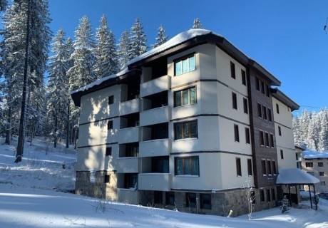 Зимна приказка в Пампорово: 2 или 3 нощувки в апартамент за четирима от Комплекс Еврика Хоум