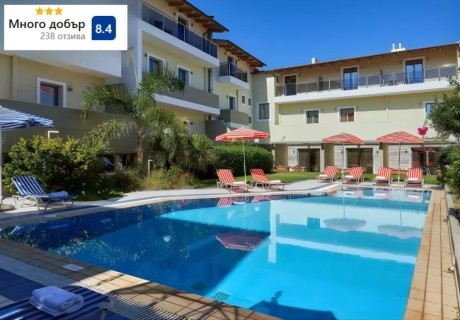 Ранни записвания за лято 2026 на 50 м от плажа на о.Крит, Гърция! Полет от София + 7 нощувки със закуски на човек в Panormo Beach Hotel, Панормо, Гърция