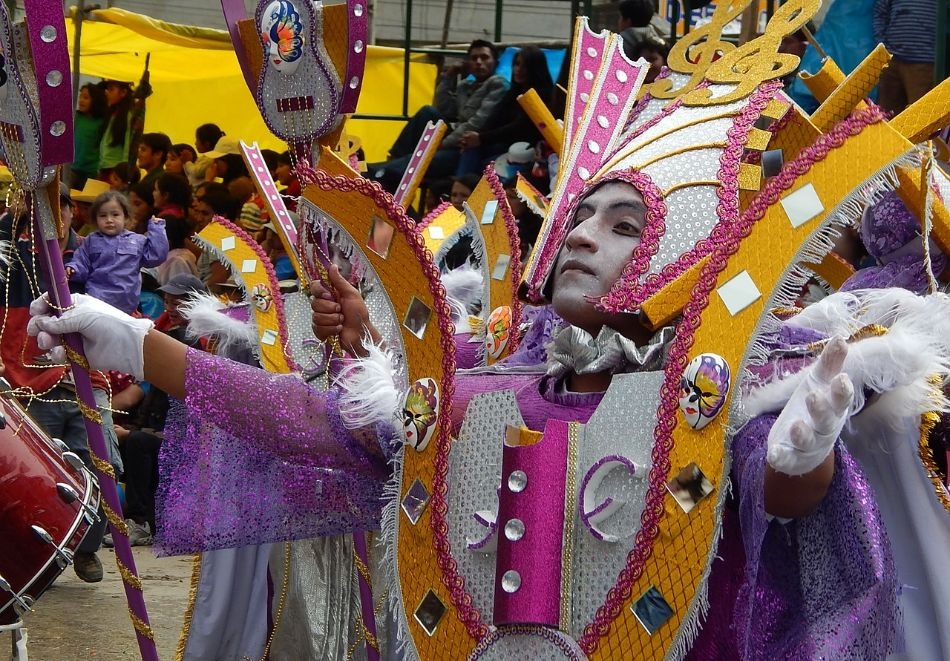 Еднодневна екскурзия за Карнавала в Ксанти + туристическа програма в Кавала, Гърция за един човек