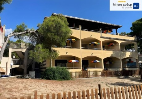 Ранни записвания за почивка в Кастеланета Марина, Италия! Чартърен полет от София + 7 нощувки на човек със закуски и вечери в JONIO VACANZE 4*