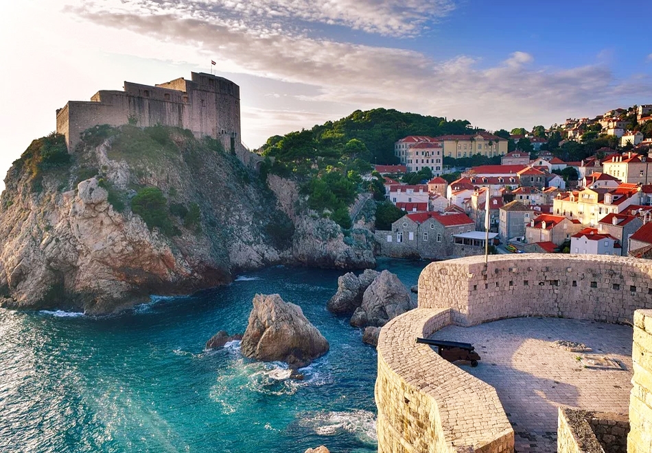 Екскурзия до Загреб, Плитвички езера, Трогир, Сплит, Дубровник, Будва и Котор: Автобусен транспорт + 5 нощувки на човек с 5 закуски и 3 вечери