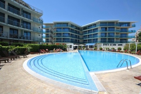 Ранни записвания за море 2026г. в Слънчев бряг: Нощувка на човек на база All Inclusive в Апарт хотел Синя Ривиера, Слънчев бряг