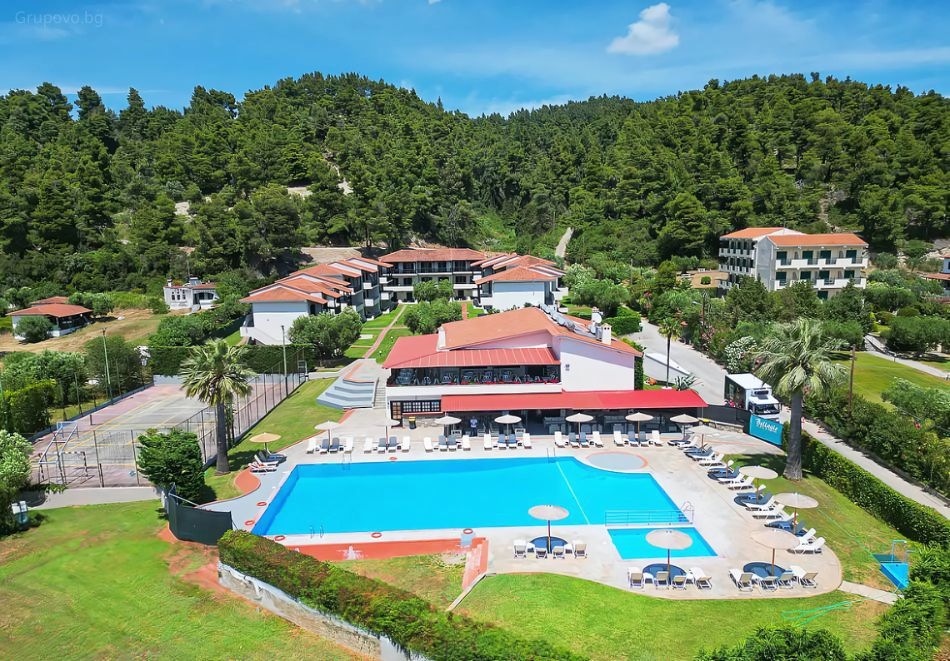 Ранни записвания във Фурка, Гърция: Нощувка на човек на All Inclusive + басейн в хотел Bellagio. Дете до 12г. безплатно