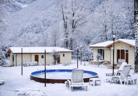 Нощувка на човек в двойна или тройна стая от самостоятелна къщa от комплекс Валдис, местност Жабокрек, Рила планина