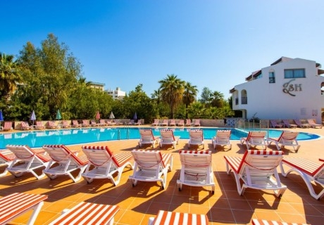 Ранни записвания на първа линия в Кушадасъ, Турция: Чартърен полет от София + 7 нощувки на човек на база All Inclusive в SENTINUS BEACH HOTEL 4*