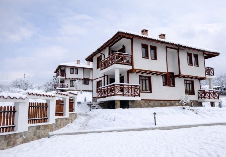 Почивка в Трявна: 2 или 3 нощувки на човек със закуски и вечери от Иванини къщи