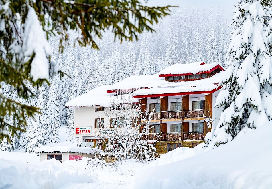 Зимна почивка в Пампорово: Нощувка на човек със закуска и възможност за вечеря + джакузи и сауна от хотел Елица