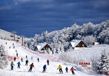 Почивка край Габрово: Нощувка за 15 човека в самостоятелна къща от Еко къщи, м. Узана