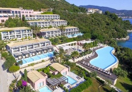 Великден в Лефкада, Гърция: 3 нощувки на човек със закуски и 2 вечери + Великденски обяд с жива музика + вътрешен басейн в Ionion Blue Hotel