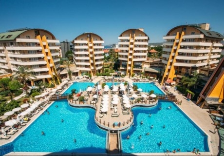 На 200м от плажа в Алания, Турция: Автобусен транспорт + 7 нощувки на човек на база Ultra All Inclusive в хотел ALAIYE RESORT & SPA HOTEL 5*. Дете до 11.99 БЕЗПЛАТНО!