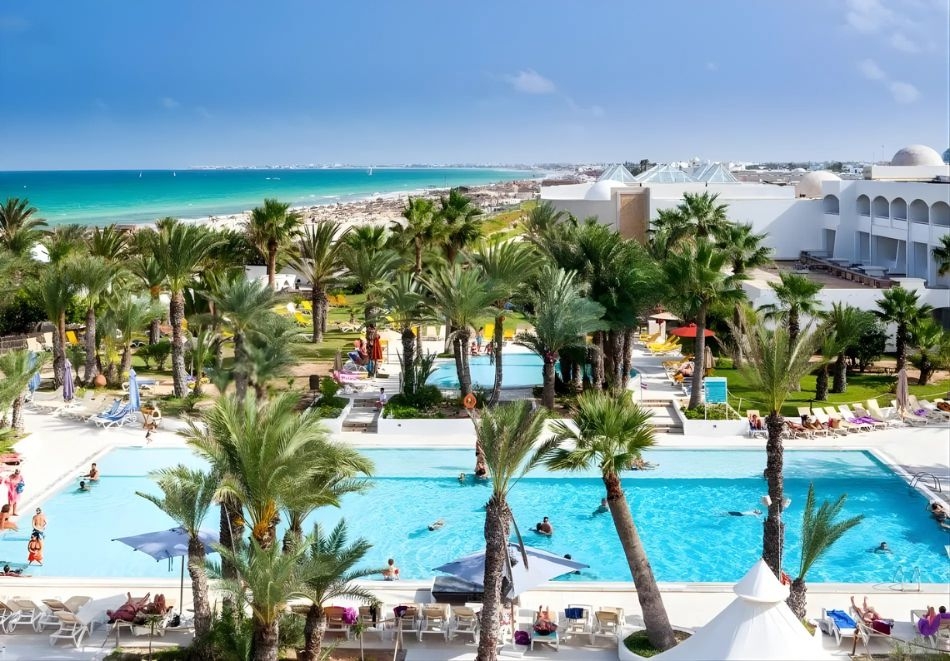 Почивка на о-в Джерба, Тунис: Полет от София + 7 нощувки на човек на база All Inclusive в PALM BEACH CLUB DJERBA 4*