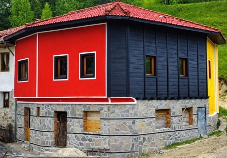 Почивка в Копривщица: Нощувка на човек в Дончо Войвода