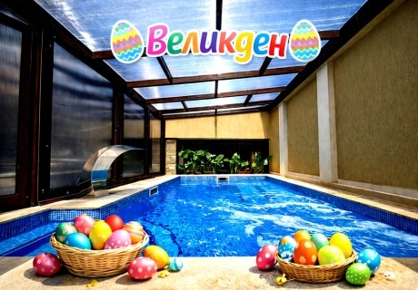 Великден във Велинград: 3 нощувки на човек със закуски, две вечери и Празничен обяд + минерален басейн и парна баня от семеен хотел Жери