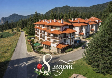 8 март край Пампорово: 2 нощувки за двама със закуски и празнична вечеря с DJ парти + басейн и релакс зона в комплекс Маунтин лейк, Смолянски езера