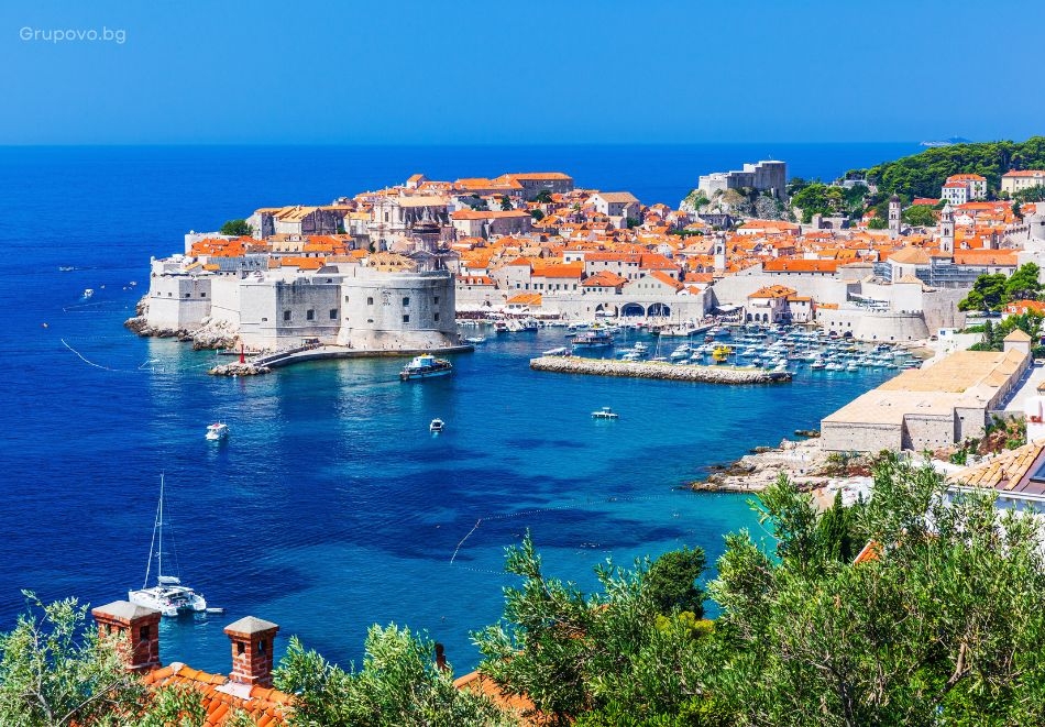 Екскурзия до Дубровник, Будва и Котор: Автобусен транспорт + 4 нощувки на човек със закуски и вечери