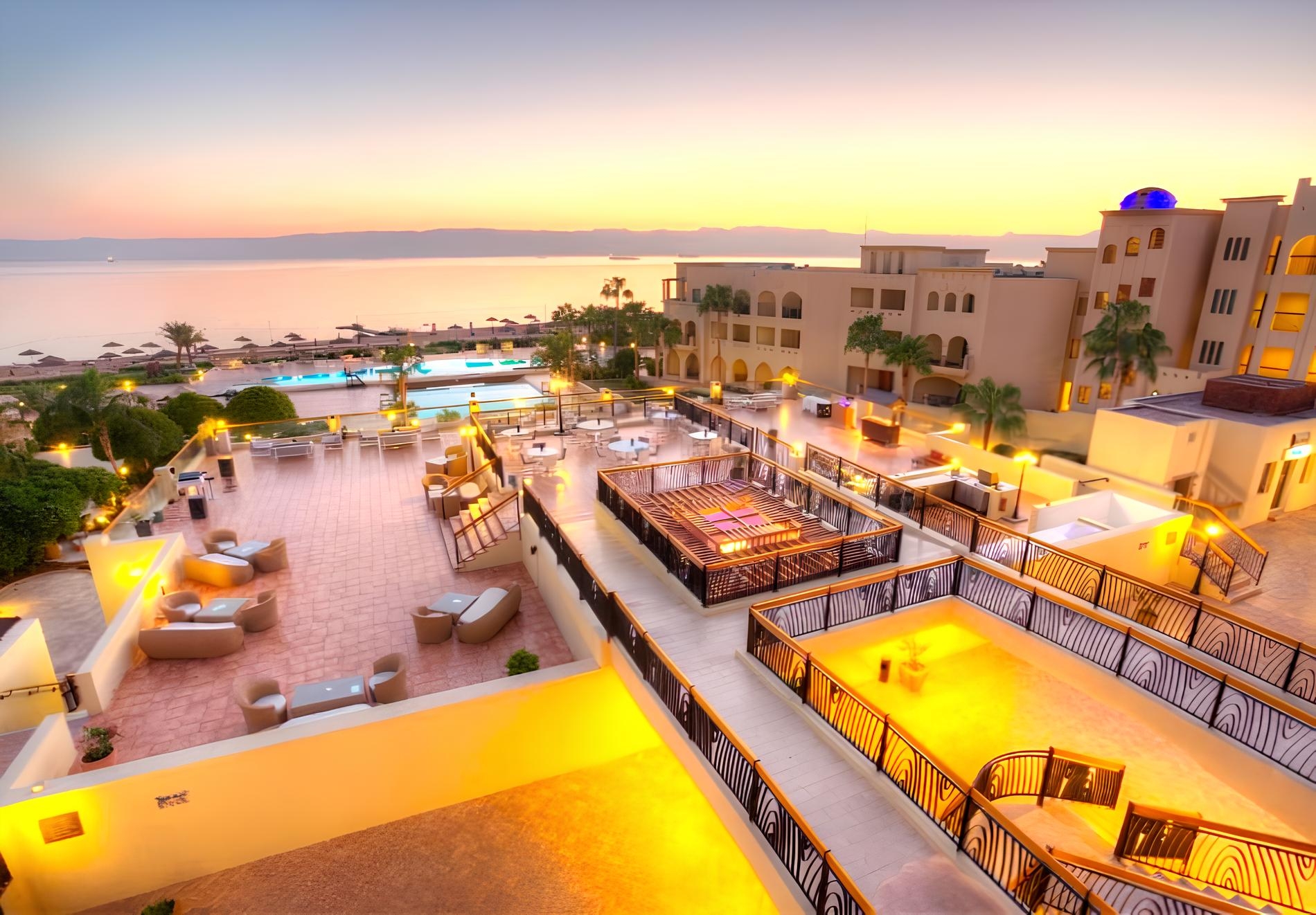 На първа линия в Акаба, Йордания за 8-ми март: Полет от София + 7 нощувки на човек със закуски в Grand Tala Bay Resort Premium 5*. Възможност за посещение на град Петра и сафари в пустинята Уади Рум