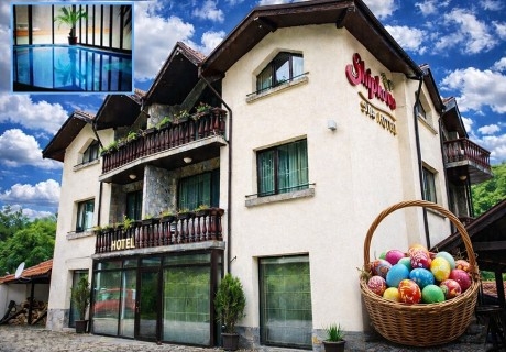 Великден в Шипковски минерални бани: 3 нощувки на човек със закуски и вечери + празничен обяд + минерален басейн и релакс център в Семеен Хотел Шипково