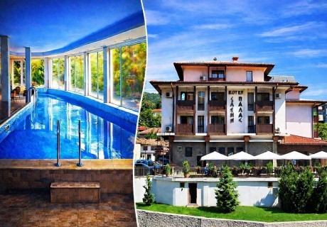 Релакс през март в Елена: Нощувка на човек със закуска и вечеря + нова релакс зона с басейн в хотел Елени Палас