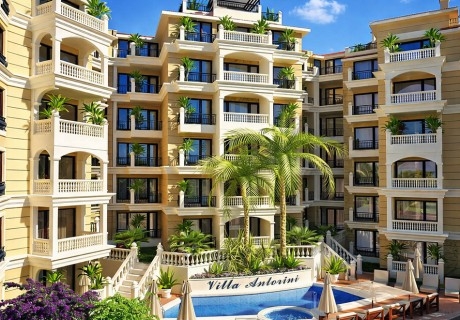 Почивка на 50м. от плажа в Свети Влас: Нощувка на човек + външен басейн във Вила Анторини