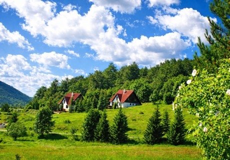 Почивка край Габрово: Нощувка за 15 човека в самостоятелна къща от Еко къщи, м. Узана