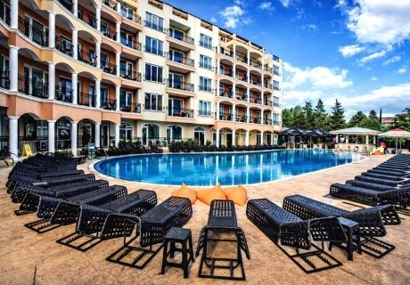 Почивка в Слънчев бряг: All Inclusive на човек + басейн от хотел Авеню Делукс****. Дете до 11.99г - БЕЗПЛАТНО!