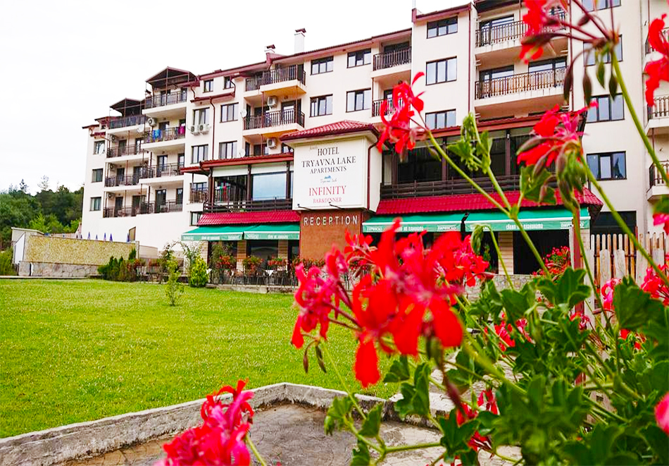 Апартаменти Лайън 7 в комплекс Трявна Лейк, Трявна, снимка 2