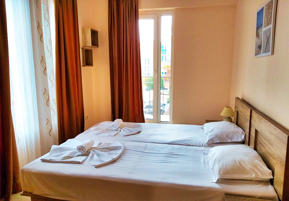 Апарт хотел Афродита, Несебър, снимка 2