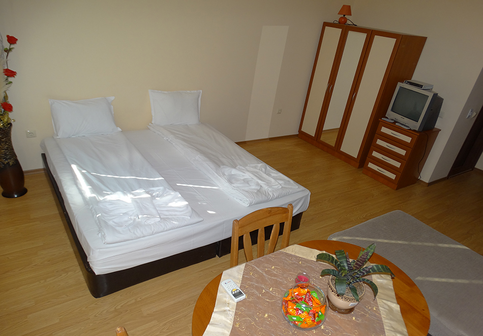 Апартаментен комплекс Шато Дел Марина, между Равда и Несебър, снимка 34