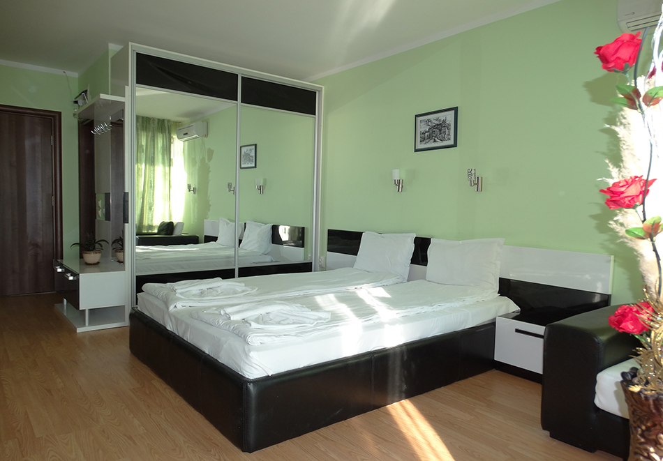 Апартаментен комплекс Шато Дел Марина, между Равда и Несебър, снимка 27