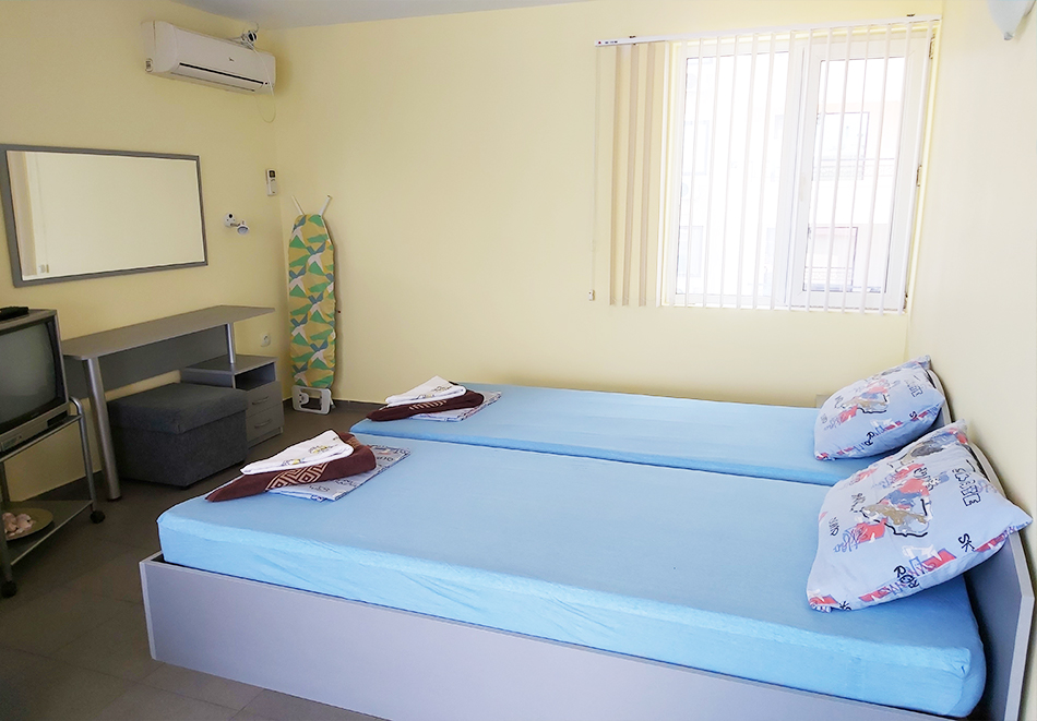 Апартамент за гости в Созопол, Смокиня, снимка 5