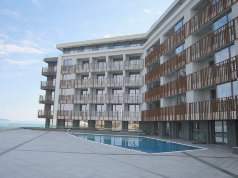 Апартаменти и студиа на 50м. от плажната ивица, Слънчев бряг, снимка 2