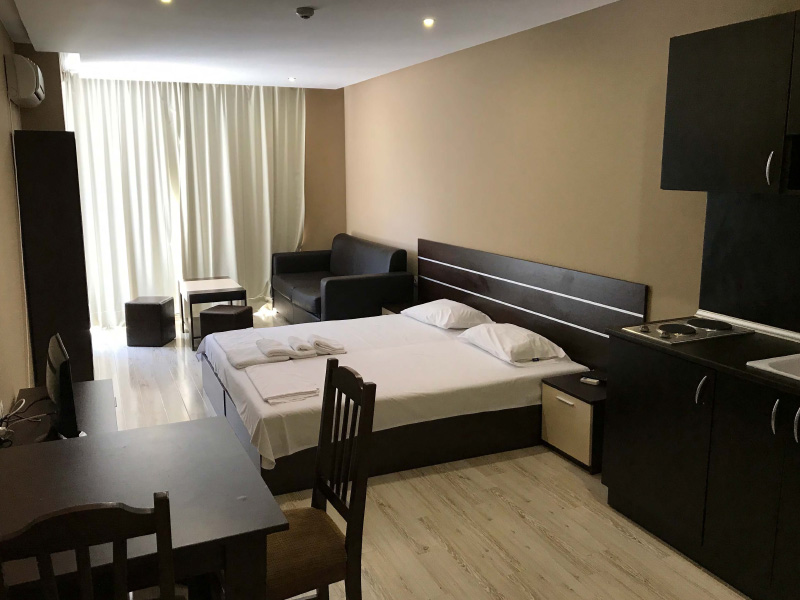 Апартаменти и студиа на 50м. от плажната ивица, Слънчев бряг, снимка 9