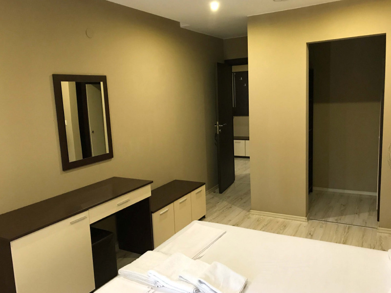 Апартаменти и студиа на 50м. от плажната ивица, Слънчев бряг, снимка 8