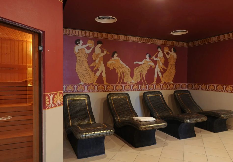 През Май и Юни на 1-ва линия в Ахелой! Нощувка със закуска 2-ма, 3-ма или 4-ма + басейн във ваканционно селище Марина Кейп. Дете до 12г. - безплатно, снимка 10