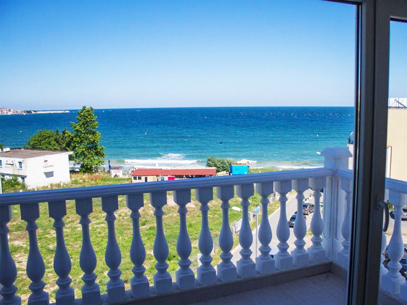 Апартхотел Вила Ливия, Равда, снимка 7