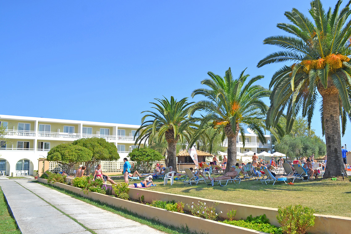 Messonghi Beach Hotel, Мориатика, Кофру, снимка 2