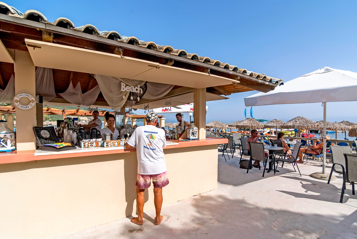 Messonghi Beach Hotel, Мориатика, Кофру, снимка 19