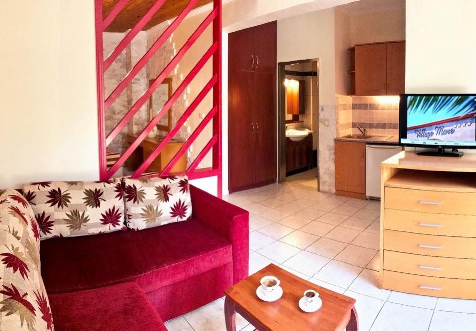 На първа линия в хотел Village Mare 4*, Метаморфоси , Гърция! Нощувка за ДВАМА на база All Inclusive + басейн. Дете до 13г. БЕЗПЛАТНО!, снимка 9
