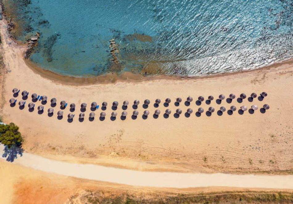На първа линия в хотел Village Mare 4*, Метаморфоси , Гърция! Нощувка за ДВАМА на база All Inclusive + басейн. Дете до 13г. БЕЗПЛАТНО!, снимка 18