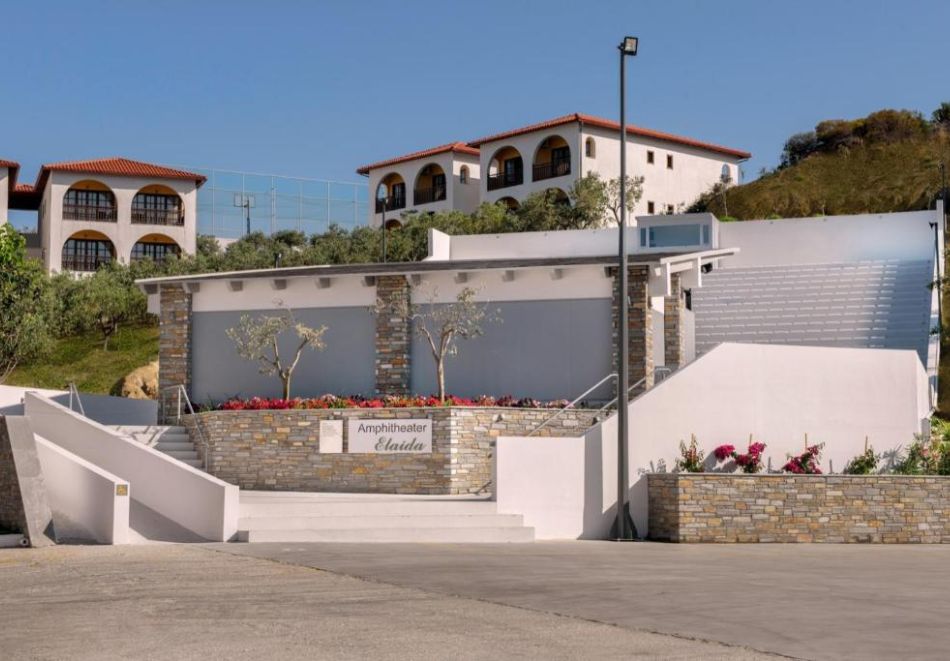 На първа линия през май в Урануполи, Гърция: Нощувка на човек на база All Inclusive + басейн в Akrathos Beach Hotel 4*. Безплатно дете до 6г., снимка 18