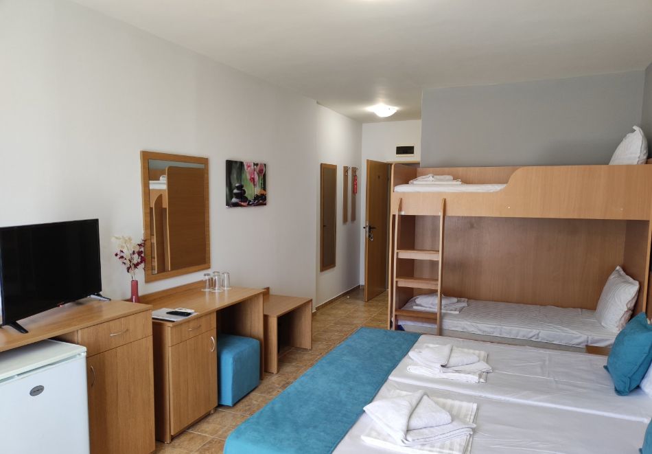 Аурелия Бей, между Равда и Несебър, снимка 3