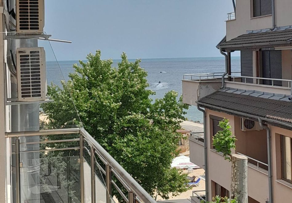 Аурелия Бей, между Равда и Несебър, снимка 2