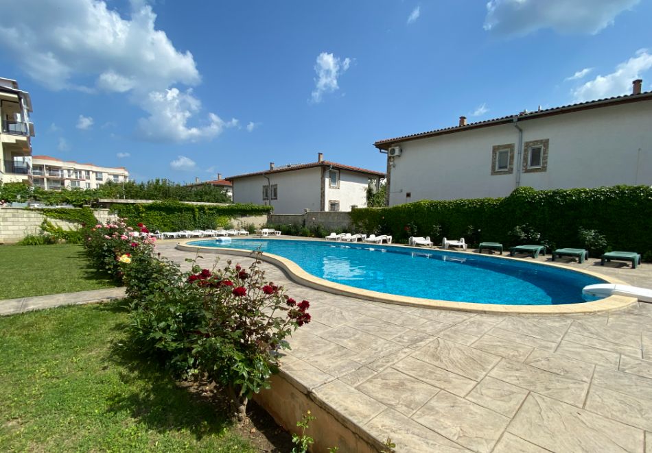 Апартамент за гости - Мезонет 17  в Комплекс Лотос, Кранево, снимка 3