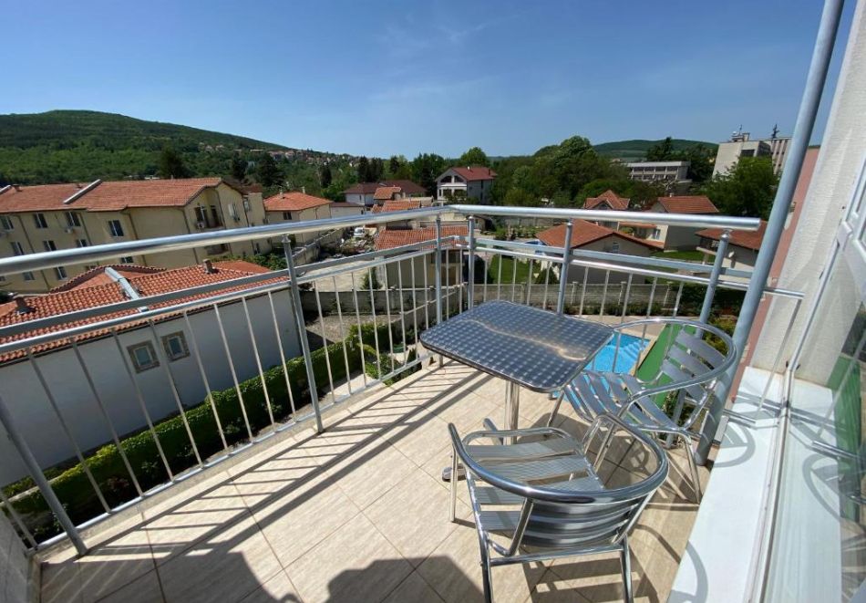 Апартамент за гости - Студио 23 в Комплекс Лотос, Кранево, снимка 4