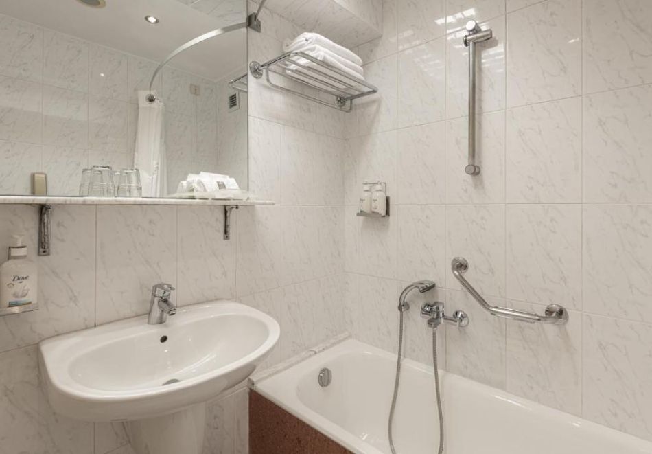 Holiday Inn Thessaloniki, Солун, Гърция, снимка 8
