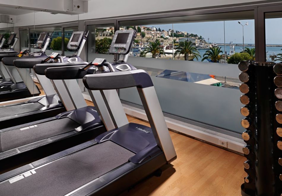 Нова година в Кавала, Гърция! 3 нощувки на човек със закуски, вечери + Празнична гала вечеря в Airotel Galaxy 4*;, снимка 20