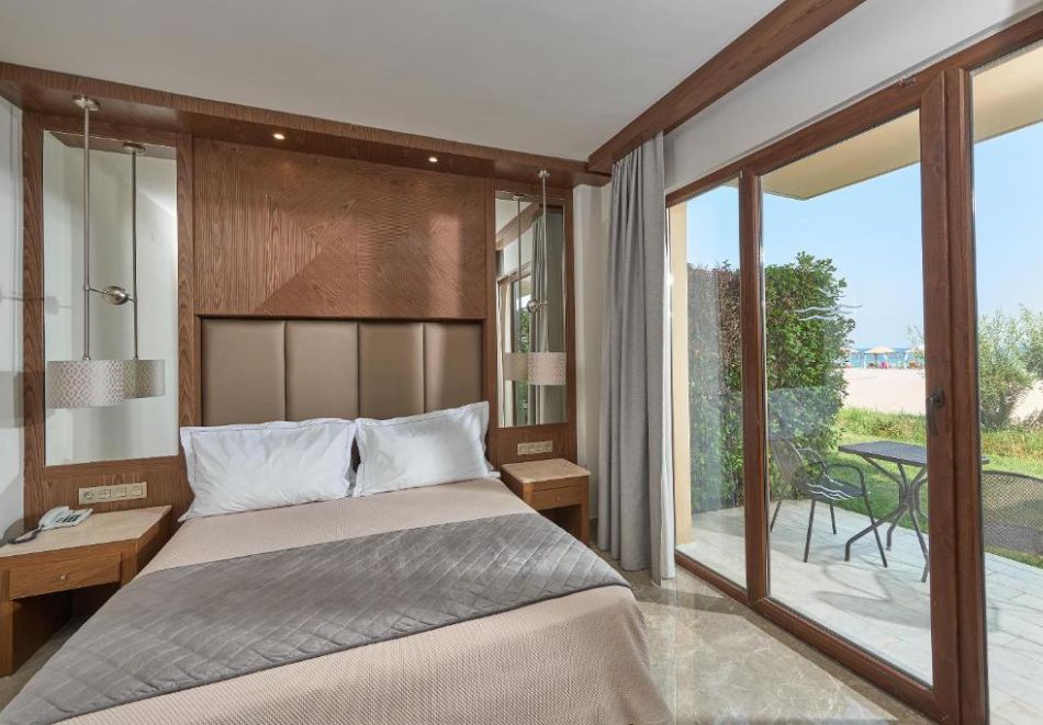 На първа линия в Mediterranean Village 5*, Паралия Катерини! Нощувка за ДВАМА със закуска и вечеря + басейн. Дете до 7г. БЕЗПЛАТНО!, снимка 10